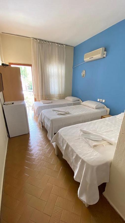 Saray Pansiyon Kaş Esterno foto