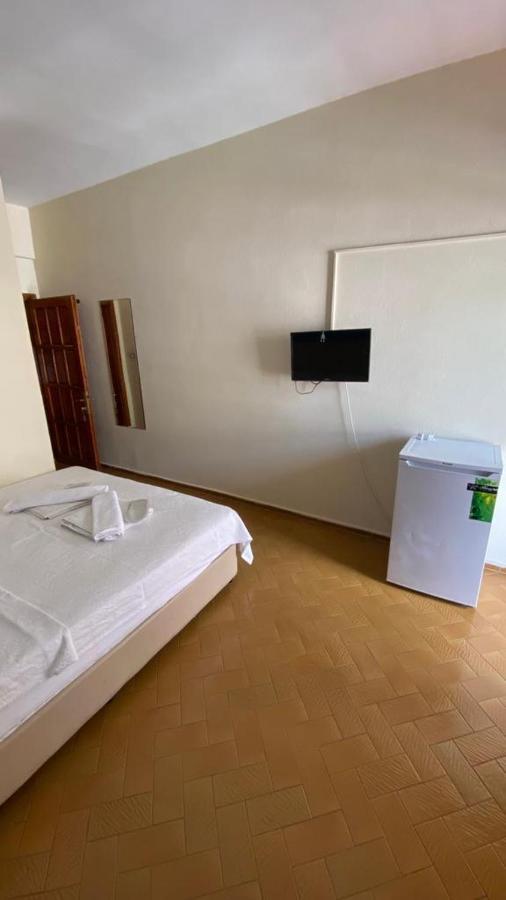 Saray Pansiyon Kaş Esterno foto