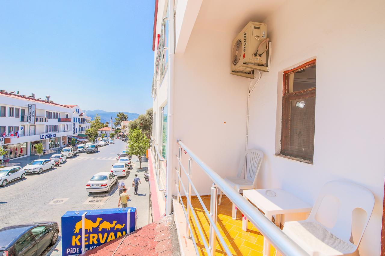 Saray Pansiyon Kaş Esterno foto