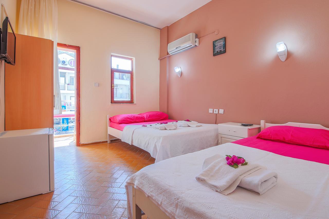 Saray Pansiyon Kaş Esterno foto